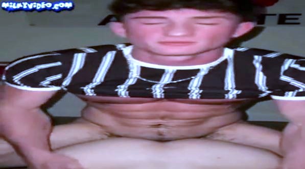 Top boy in paradise
